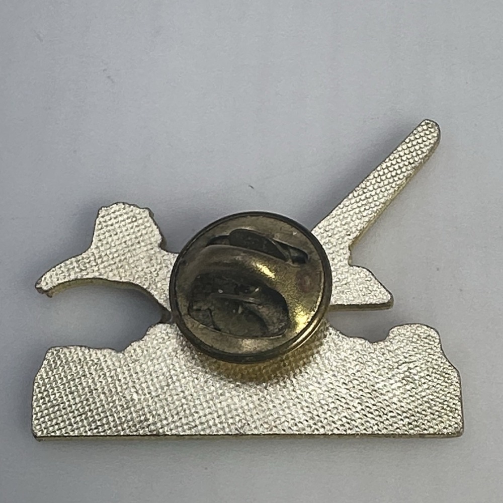 Vintage New Mexico Roadrunner State Bird Travel Souvenir Enamel Lapel Pin Tack - Picture 3 of 4